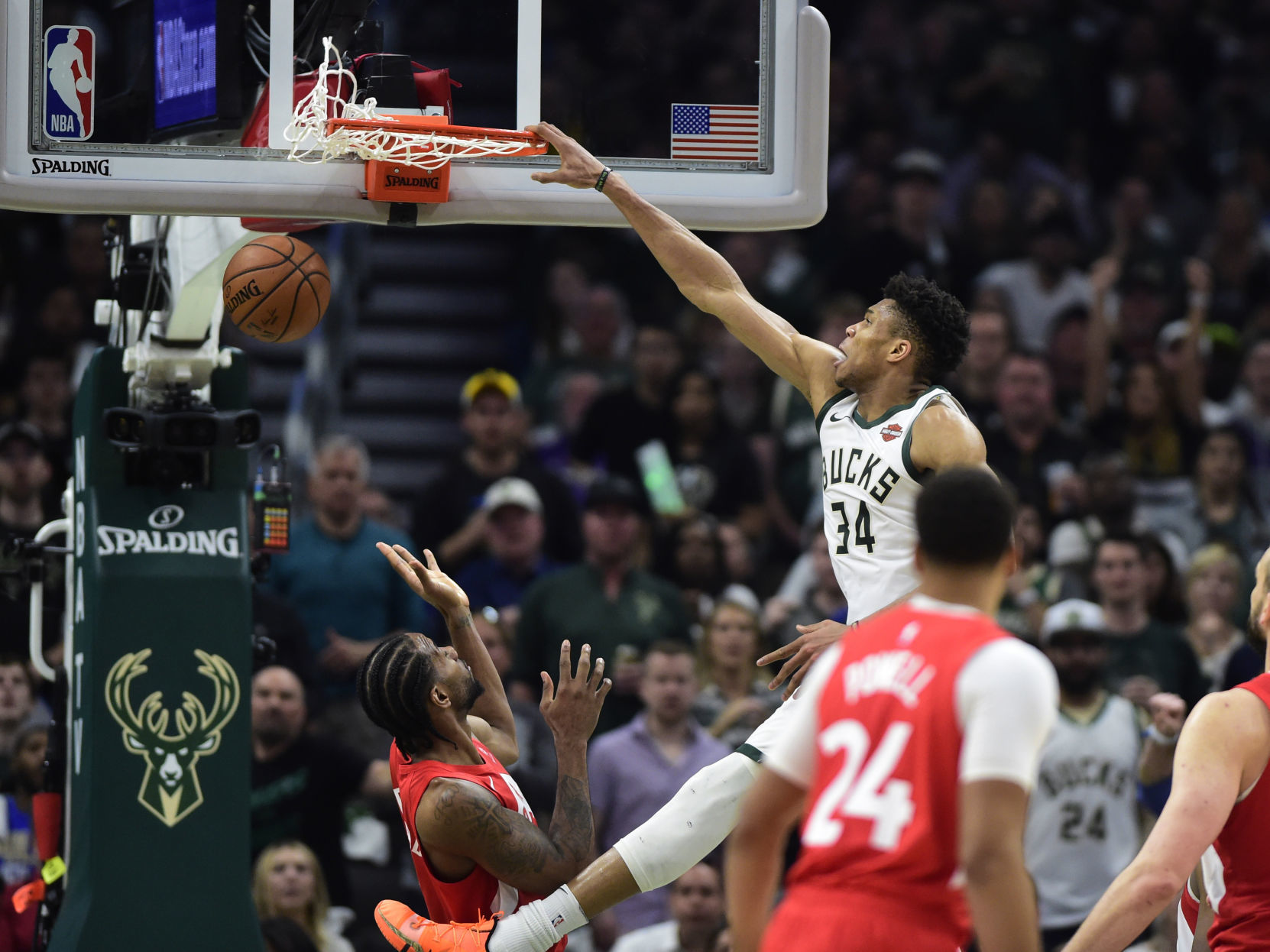 Raptors 105, Bucks 99